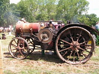 Tracteur (Fete de la Moisson St Simeon de Bressieux 2006) (02)